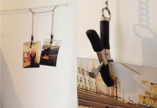 Brystklemmer som fotoholder